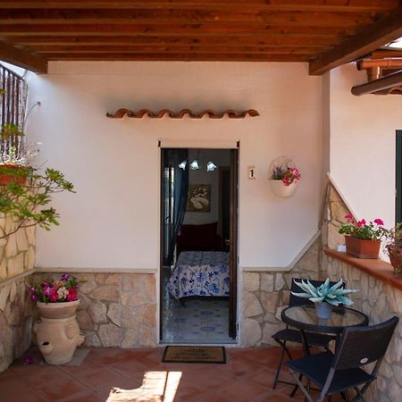 ספרלונגה B&B Appartamenti L'Anfora מראה חיצוני תמונה