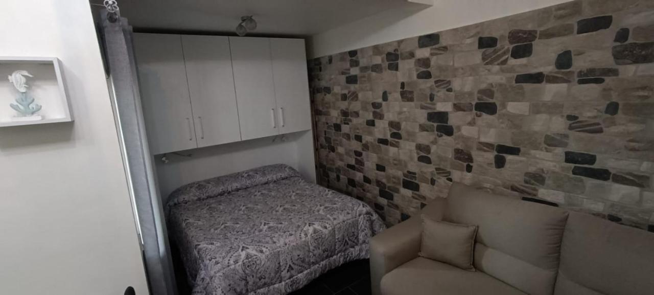 ספרלונגה B&B Appartamenti L'Anfora מראה חיצוני תמונה